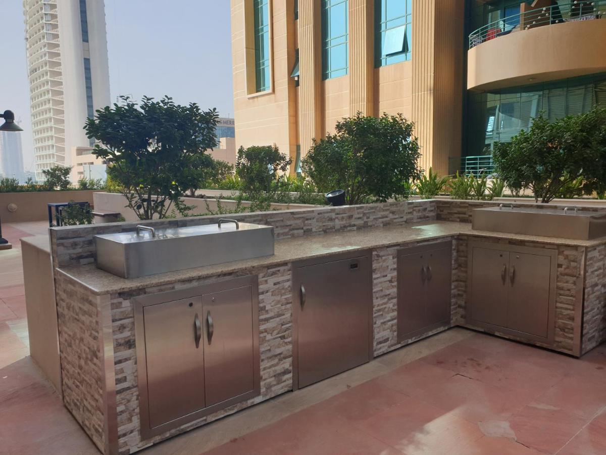 Elite Residence Dubai Marina Exterior photo